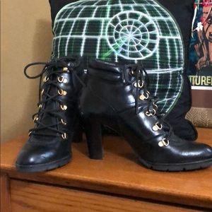 Michael Kors Boots excellent condition